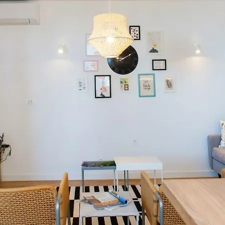 Modern Near Διαμέρισμα *